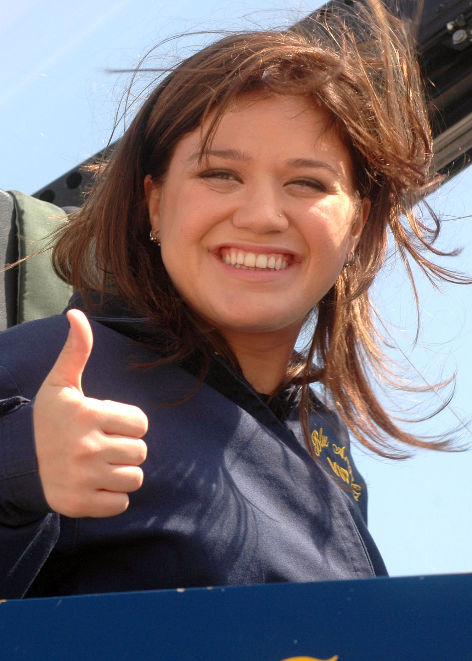 Kelly_Clarkson_Blue_Angels.jpg